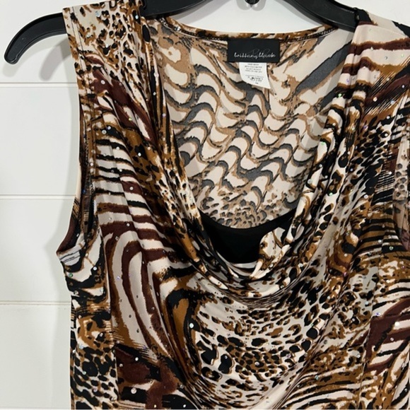 Sleeveless Brittany Black sequin top - Picture 7 of 8